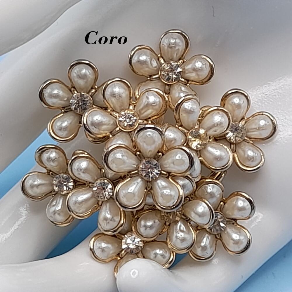 Vintage Coro Faux Pearl Rhinestone Floral Brooch Gold Tone 1950s